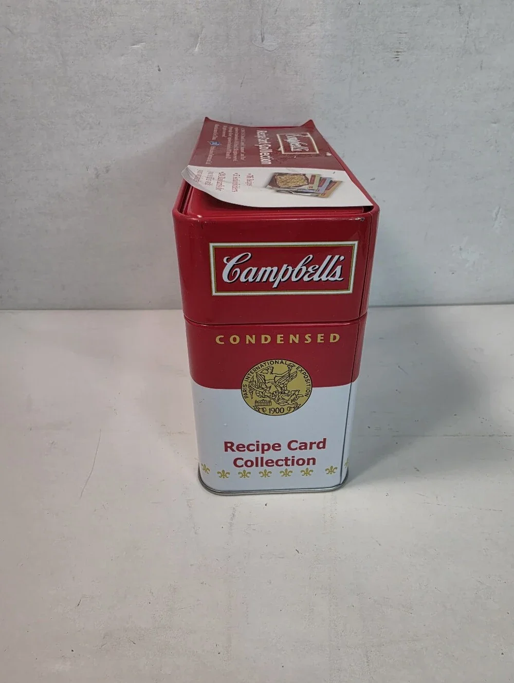 Campbell's Soup Recipe Card Collection in Collectible Metal Tin 2013. NOB